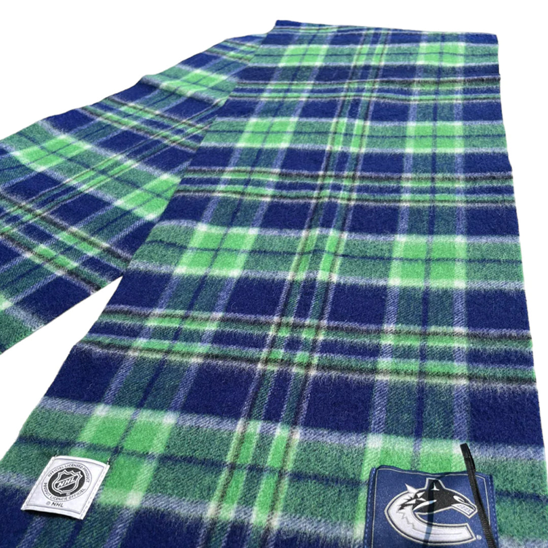 Vancouver Canucks Lambswool Tartan Scarf Close
