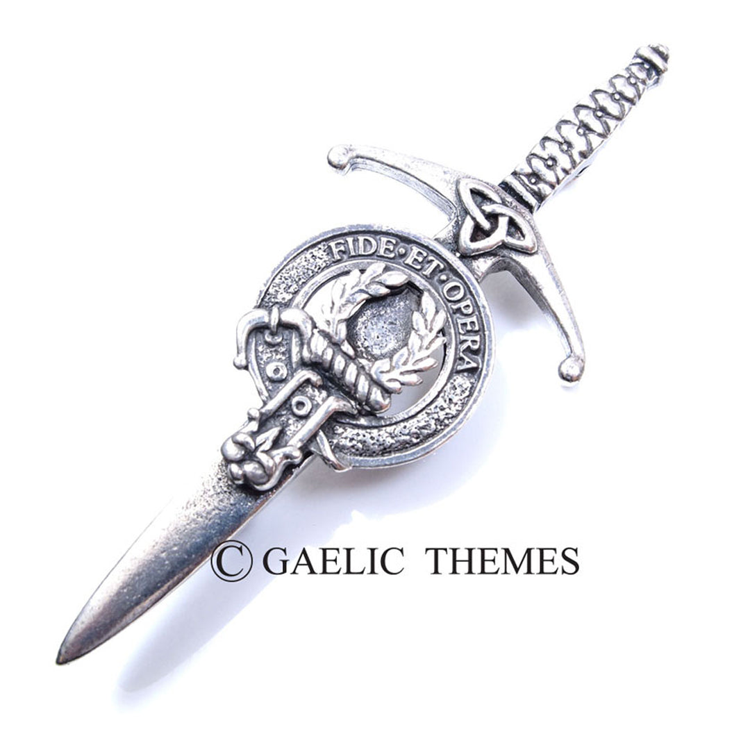 Clan Crest Kilt Pin - MacArthur