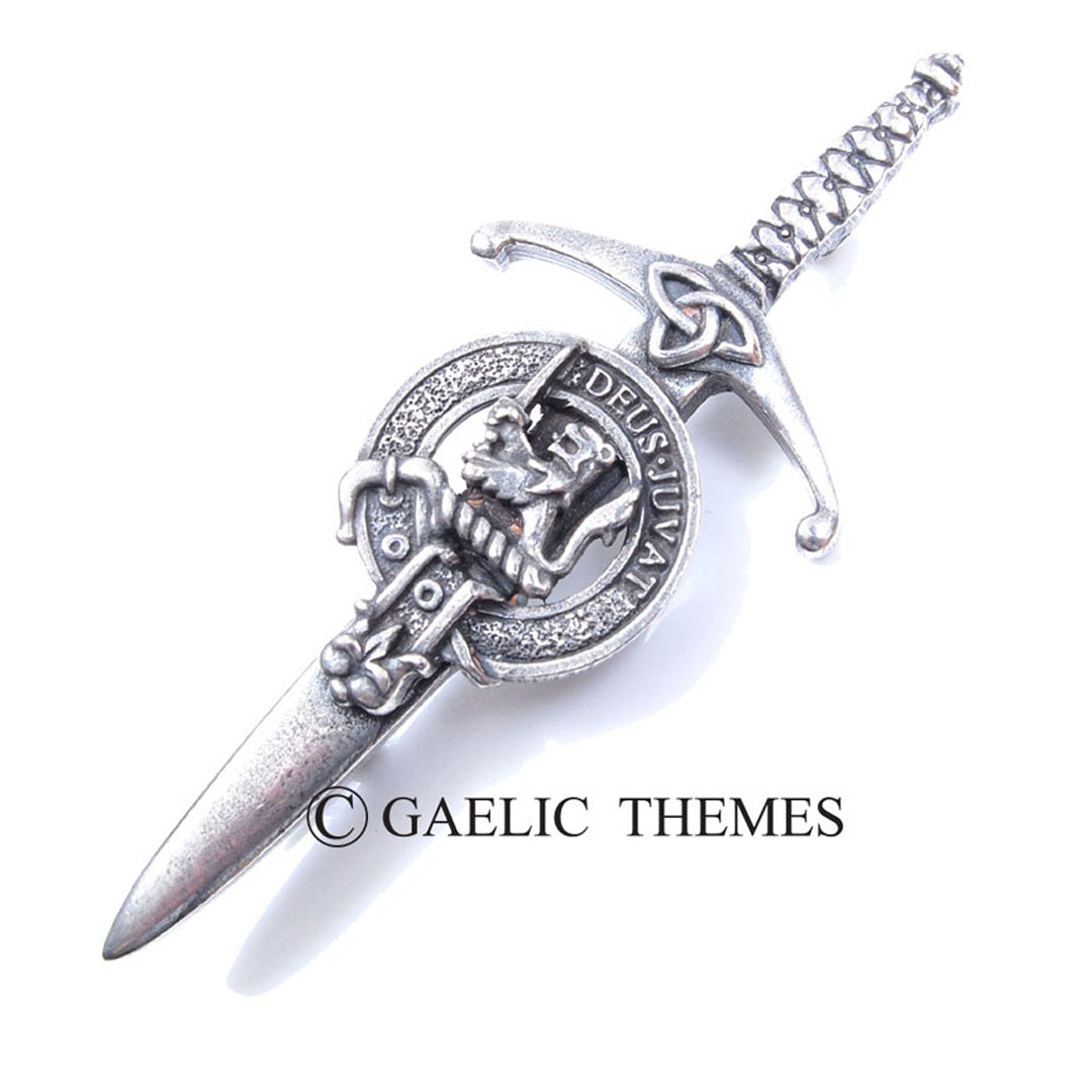 Clan Crest Kilt Pin - MacDuff
