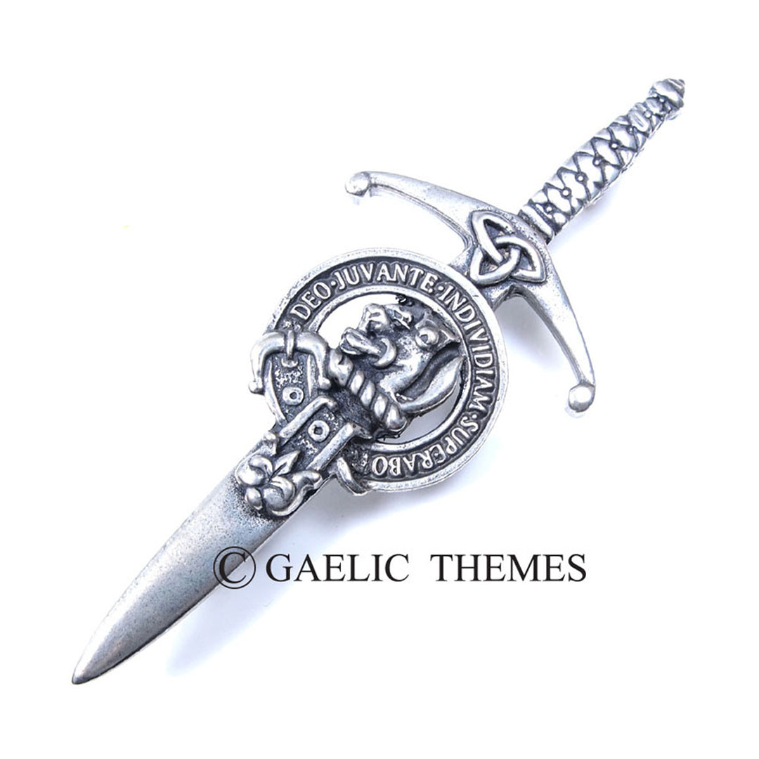 Clan Crest Kilt Pin - MacThomas