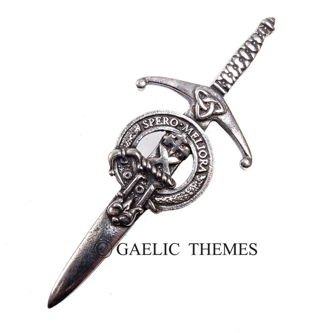Clan Crest Kilt Pin - Moffat