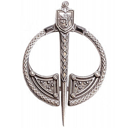 Plaid Brooch Rampant Lion Penannular