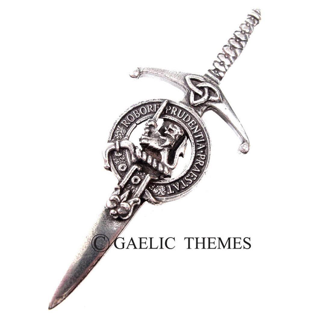 Clan Crest Kilt Pin - Young