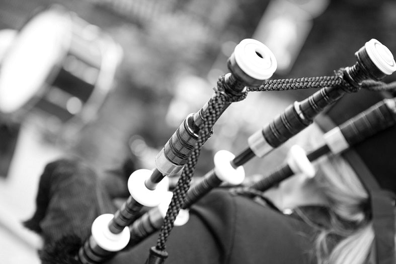 Learn How To Play Bagpipes