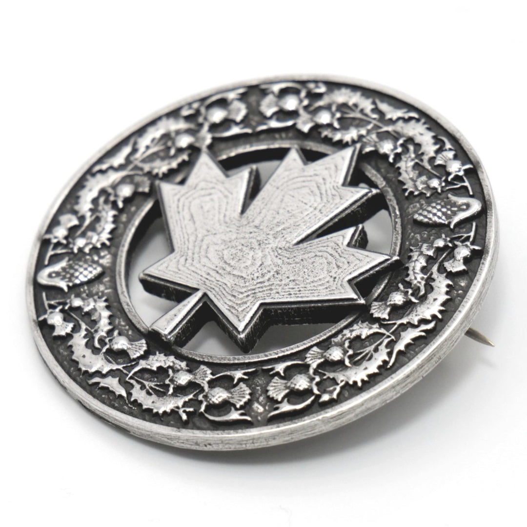 Scottish Canadian Cap Badge Angle