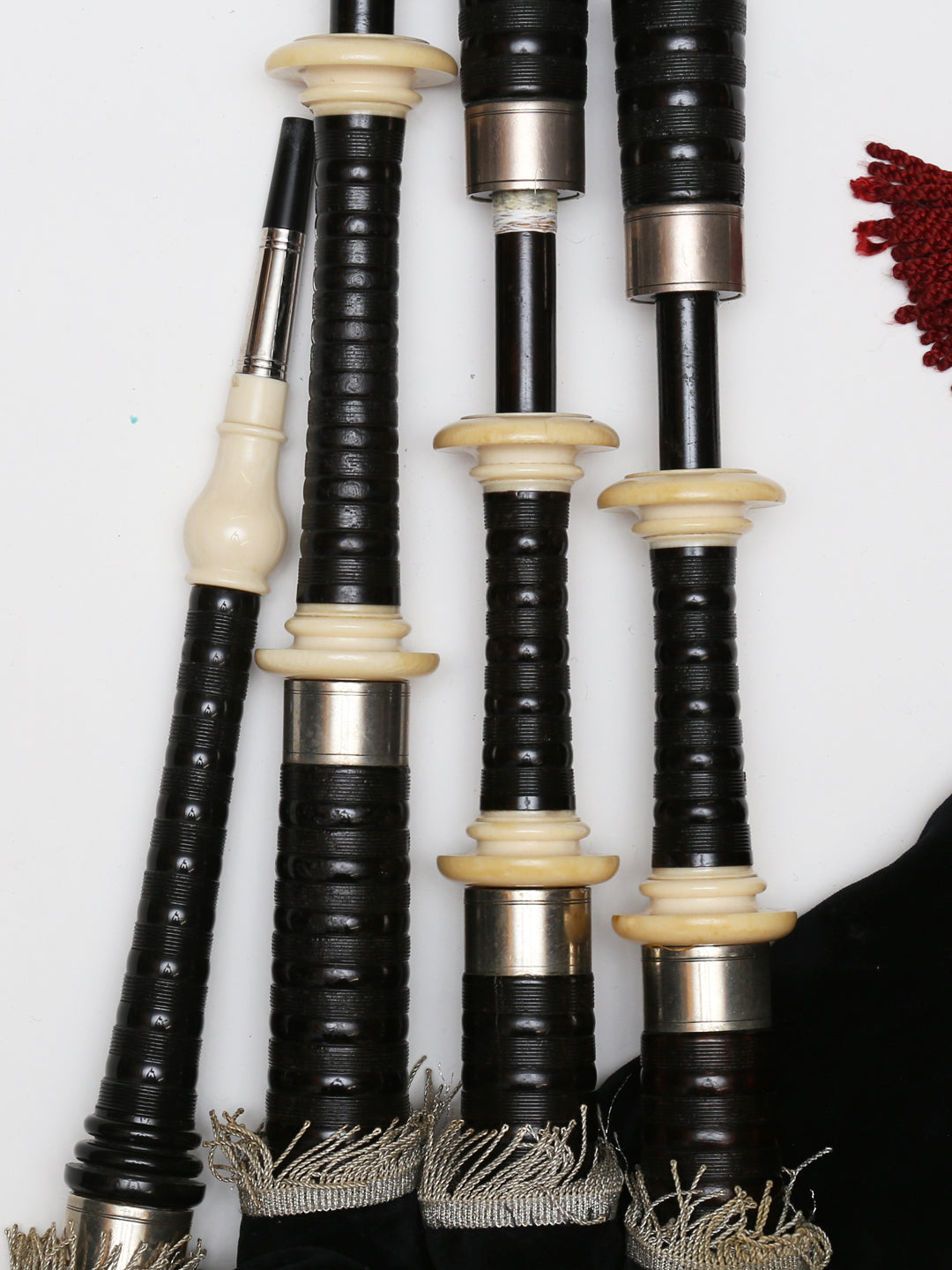 Used Bagpipes - Henderson Ivory and Nickel (1959) Close Bottom