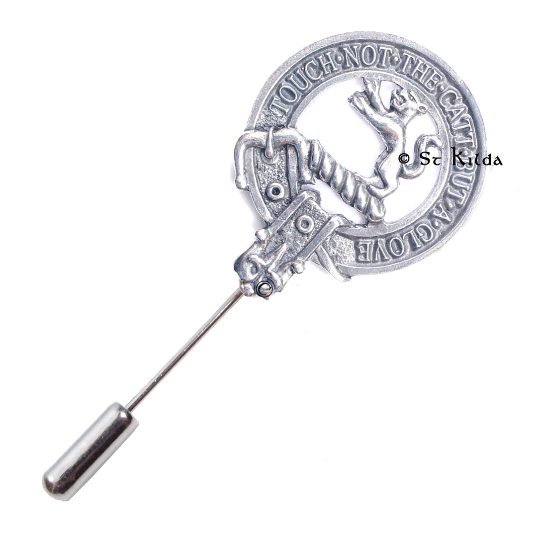 Clan Crest Lapel Pin - Chattan