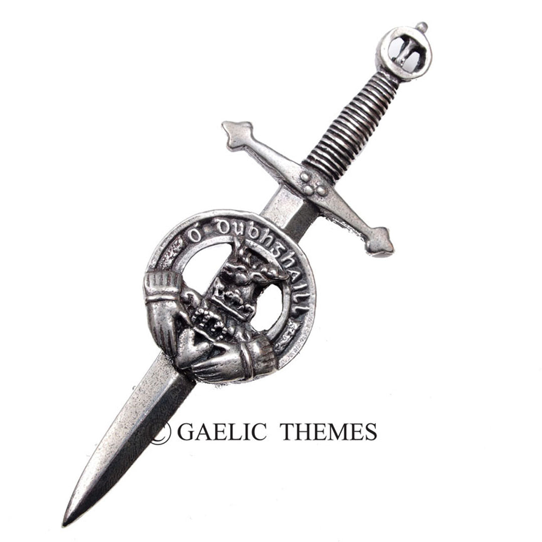 Clan Crest Kilt Pin - Doyle
