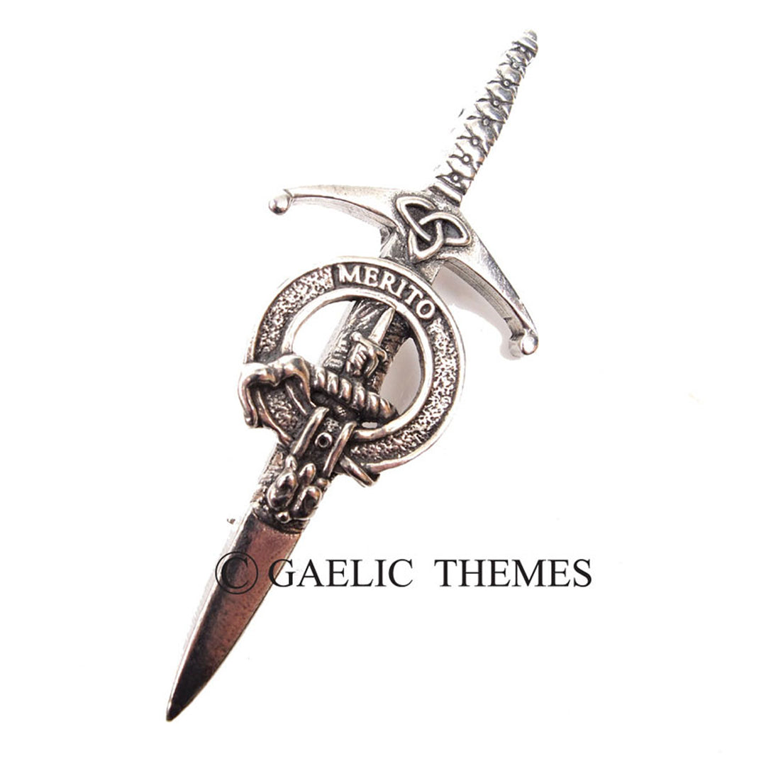 Clan Crest Kilt Pin - Dunlop