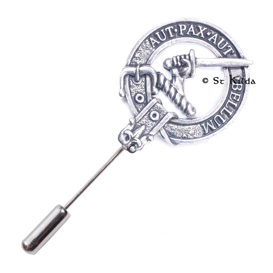Clan Crest Lapel Pin - Gunn