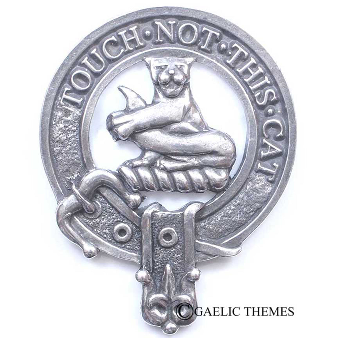 Clan Crest Cap Badge - MacGillivray