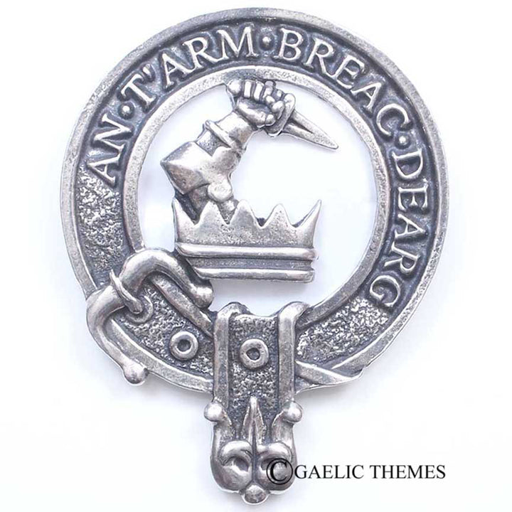 Clan Crest Cap Badge - MacQuarrie