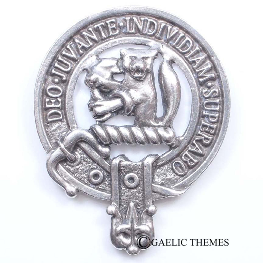 Clan Crest Cap Badge - MacThomas