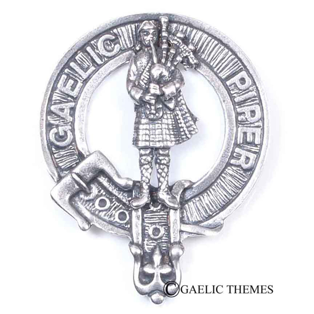 Clan Crest Cap Badge - Piper