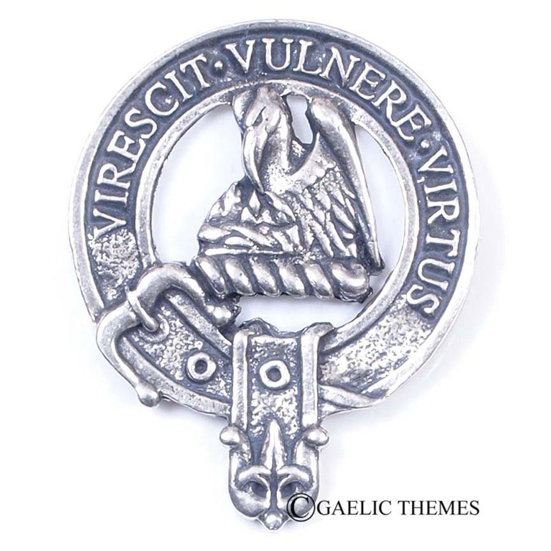 Clan Crest Cap Badge - Stewart